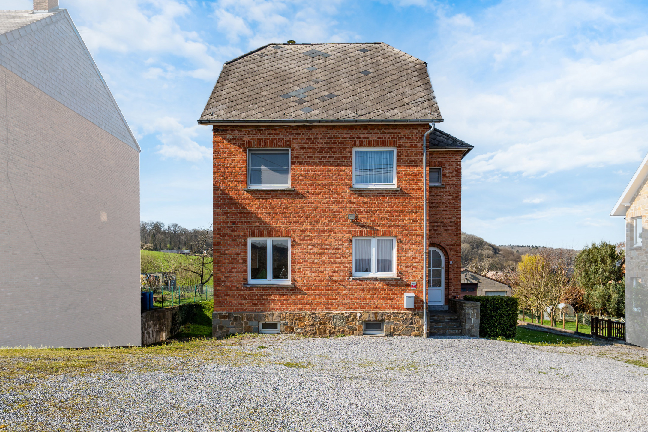 Maison à vendre à Anhée avec 3 chambres - photo 2