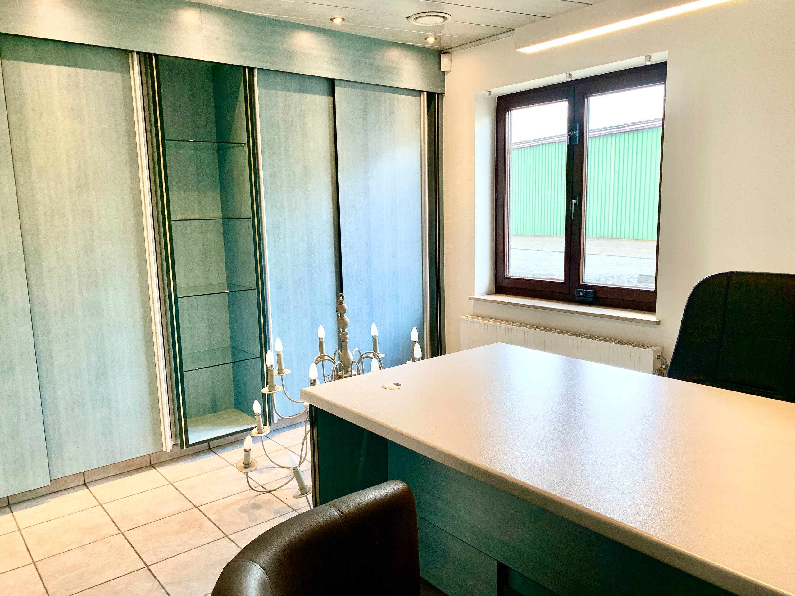 Handelsruimte van 115m2 te Peer - foto 3