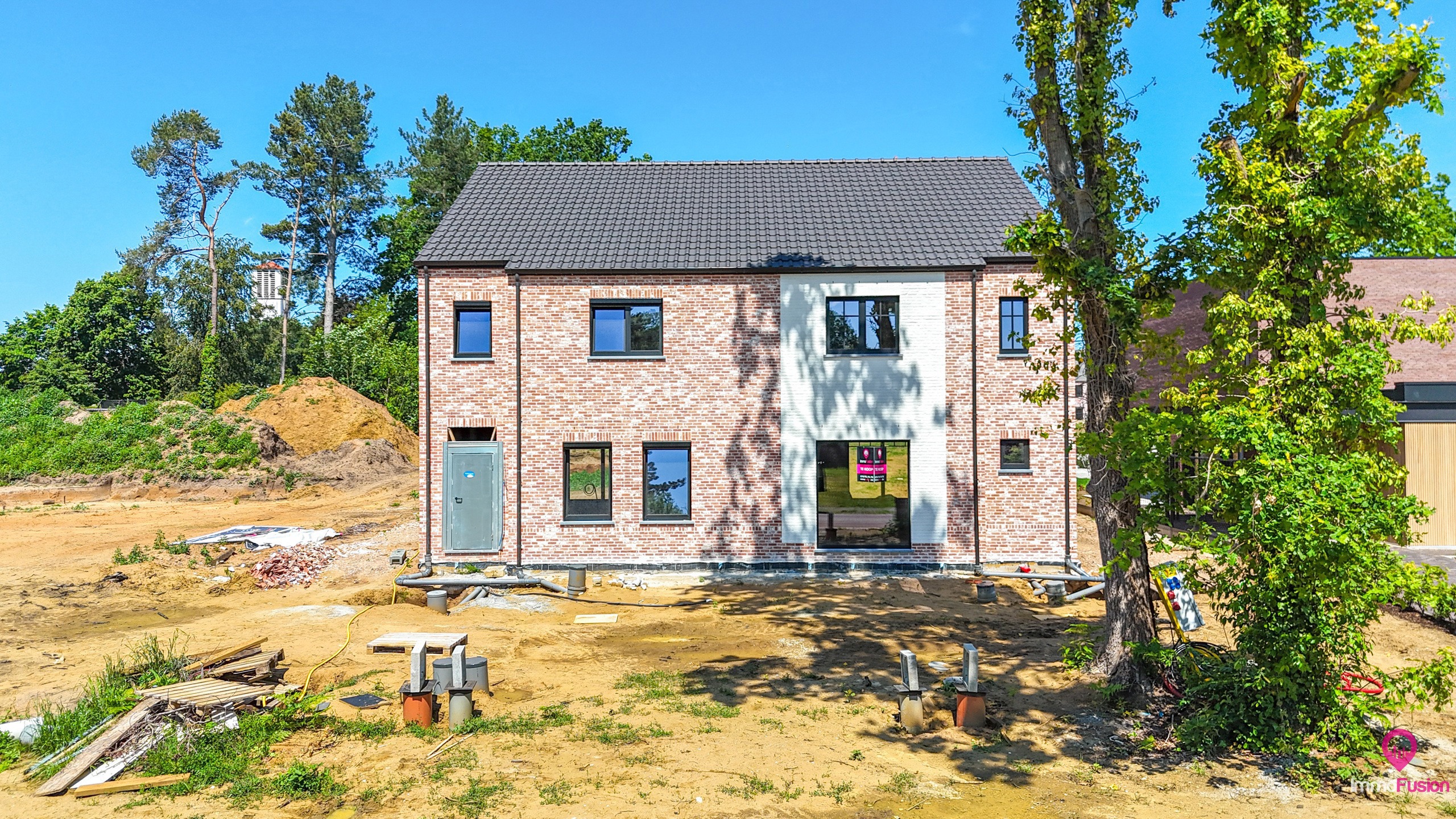Prachtig gelegen casco woning met 4 slaapkamers! - foto 4