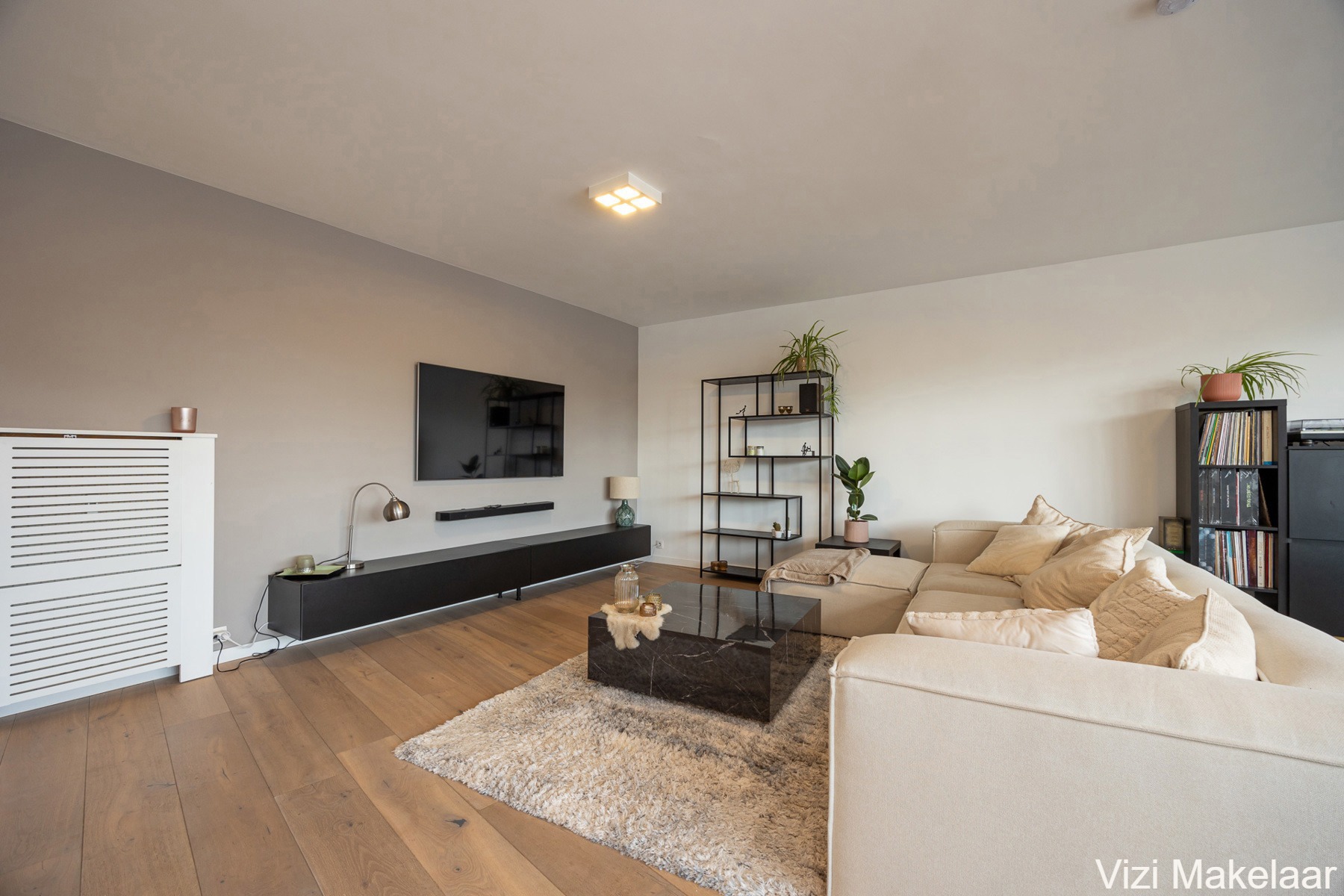 Elegant appartement met klasse en drie slaapkamers - foto 4