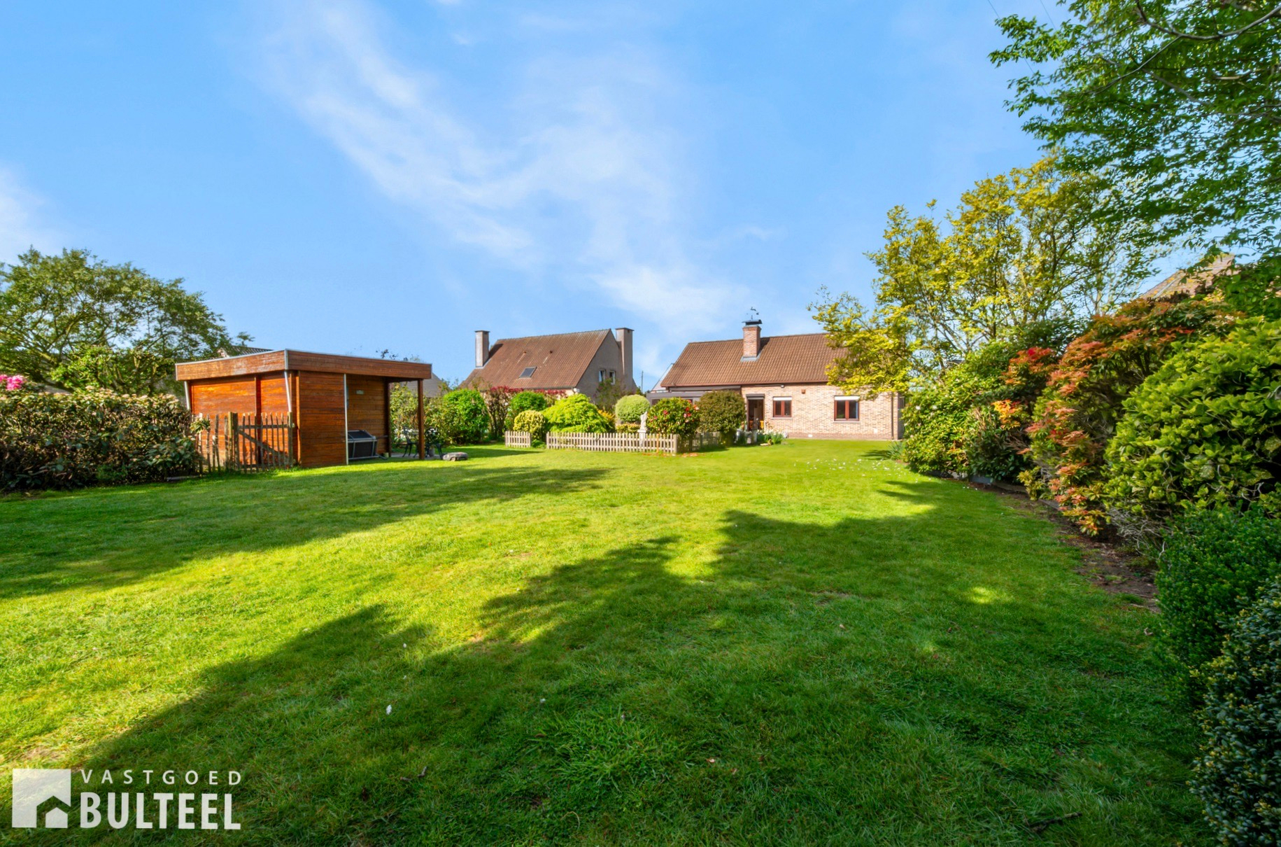 Instapklare woning met 3 slkrs en prachtige tuin. - foto 5