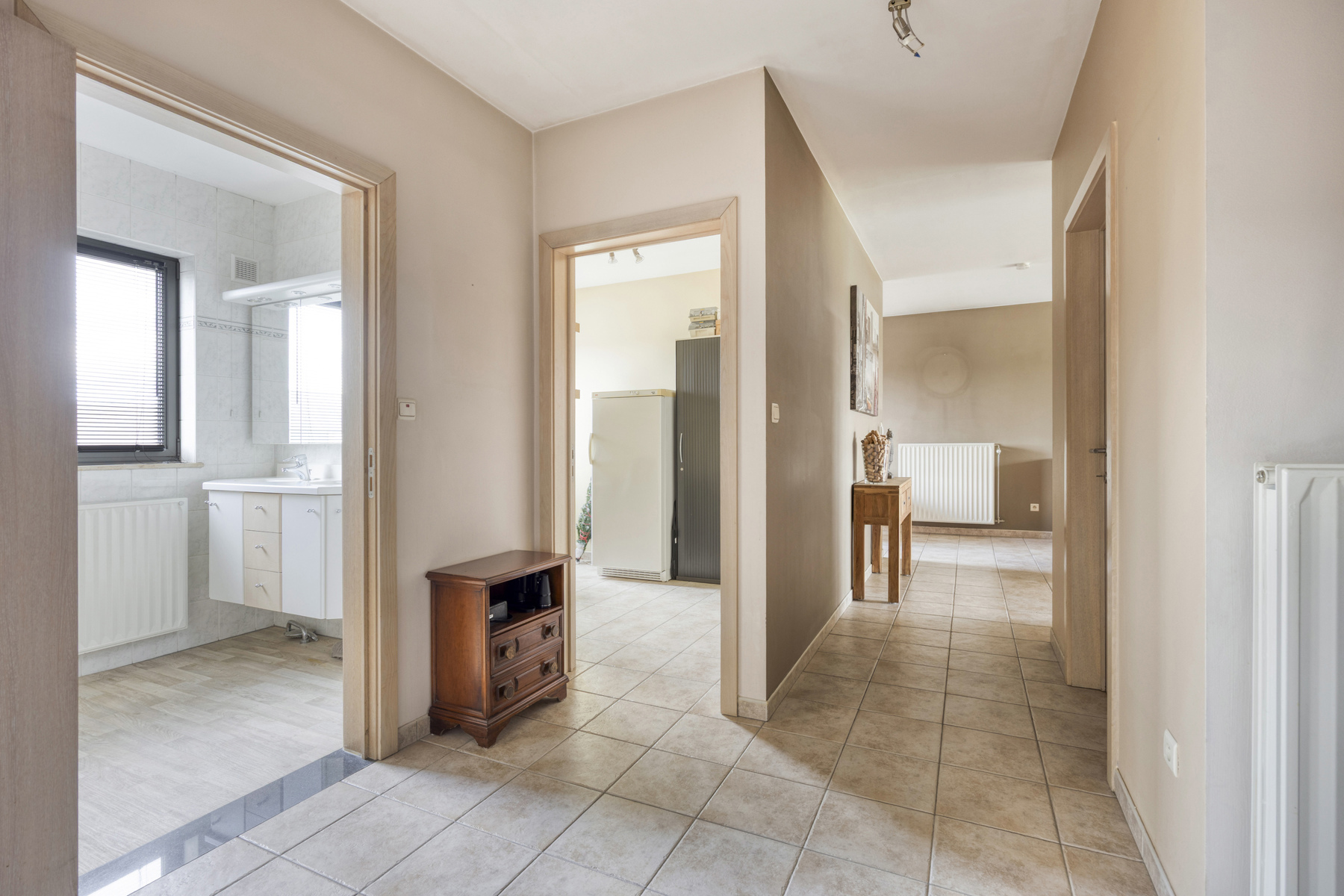 Apartment for sale in Sint-Pieters-Leeuw with 2 bedrooms - photo 3