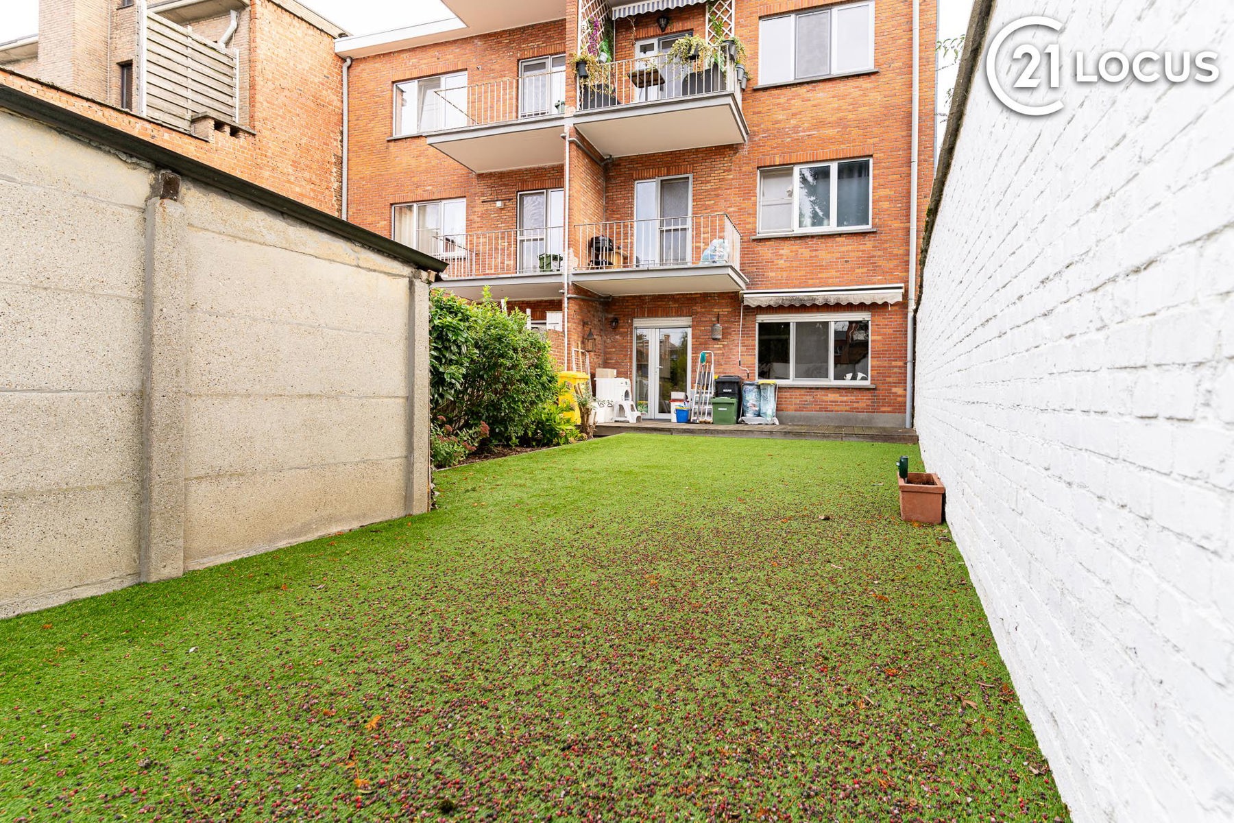 Apartment for sale in Edegem with 1 bedroom - photo 2