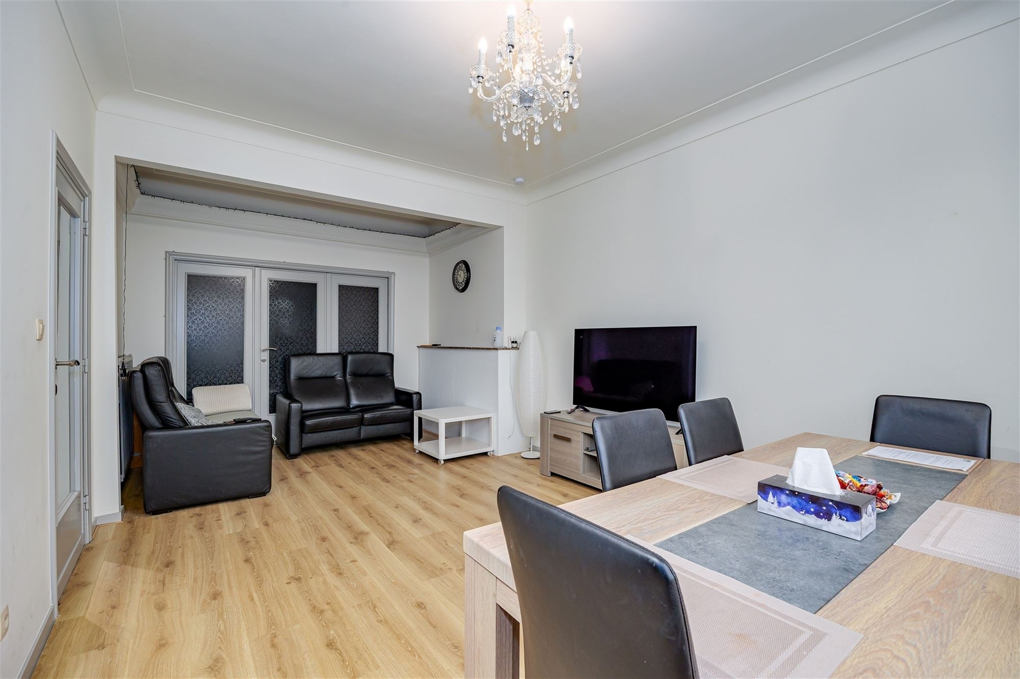 Lichtrijk 2-slaapkamerappartement met vergund dakterras in Mortsel - foto 4