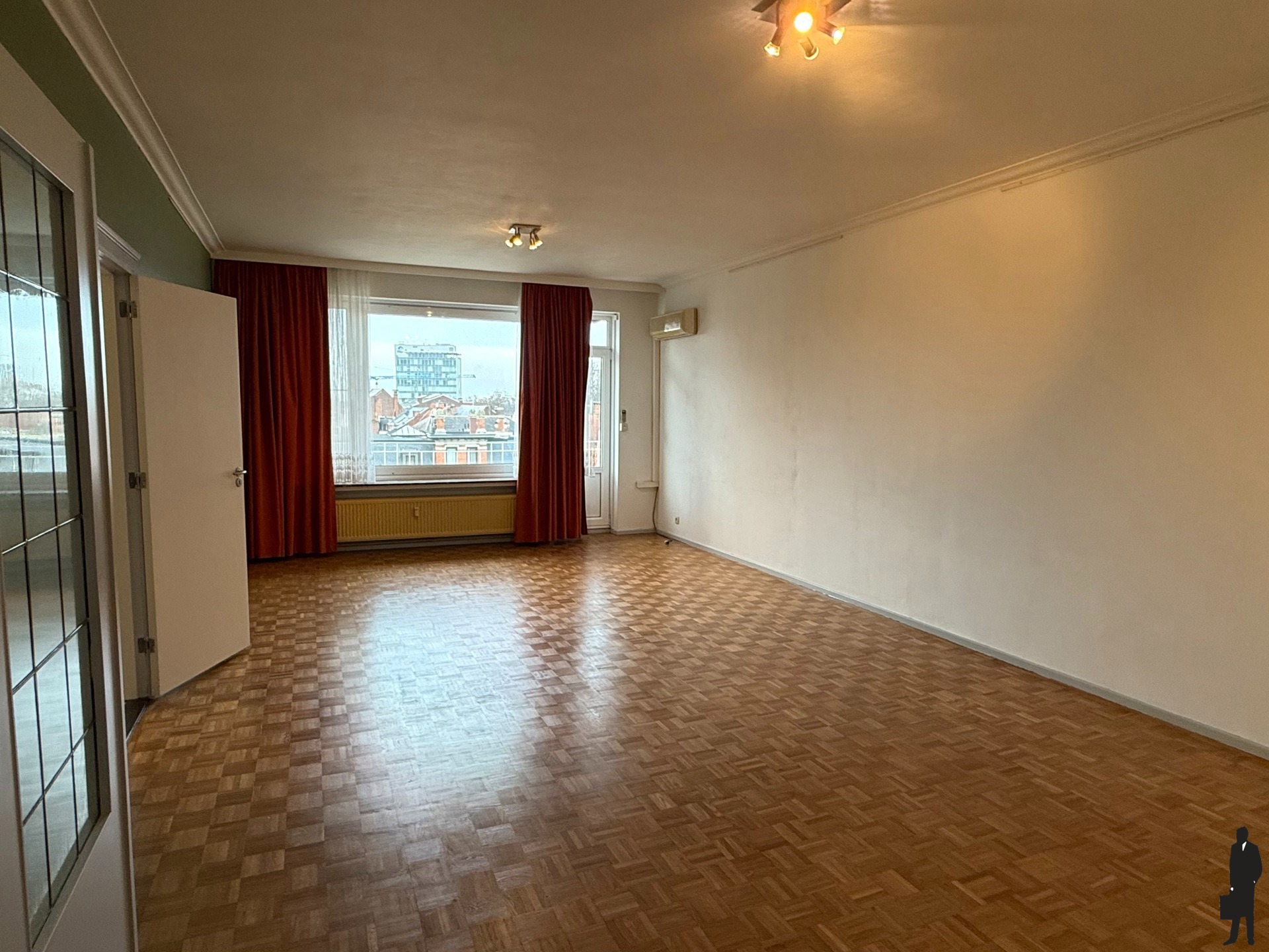 Zeer licht appartement op een absolute toplocatie. - foto 2