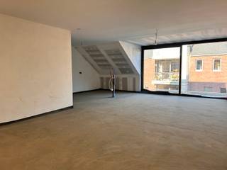 Gelegen langs de historisch waardevolle Sint-Leonarduskerk, pal in het centrum van Zoutleeuw, bevindt zich het toekomstgerichte nieuwbouwproject...