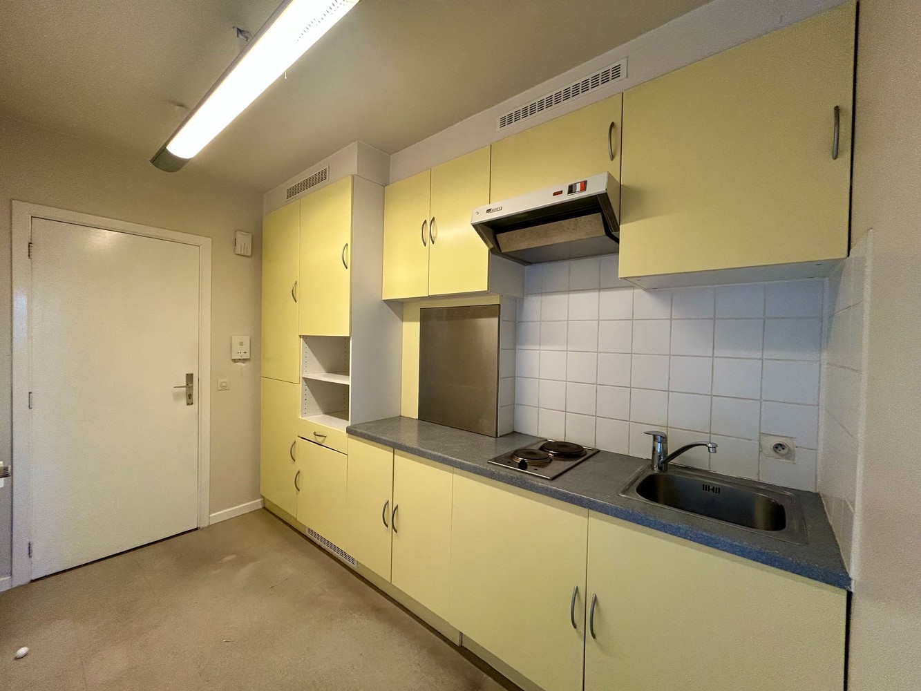 Te renoveren 1-slaapkamerappartement met prachtig uitzicht op toplocatie in Heverlee - foto 4