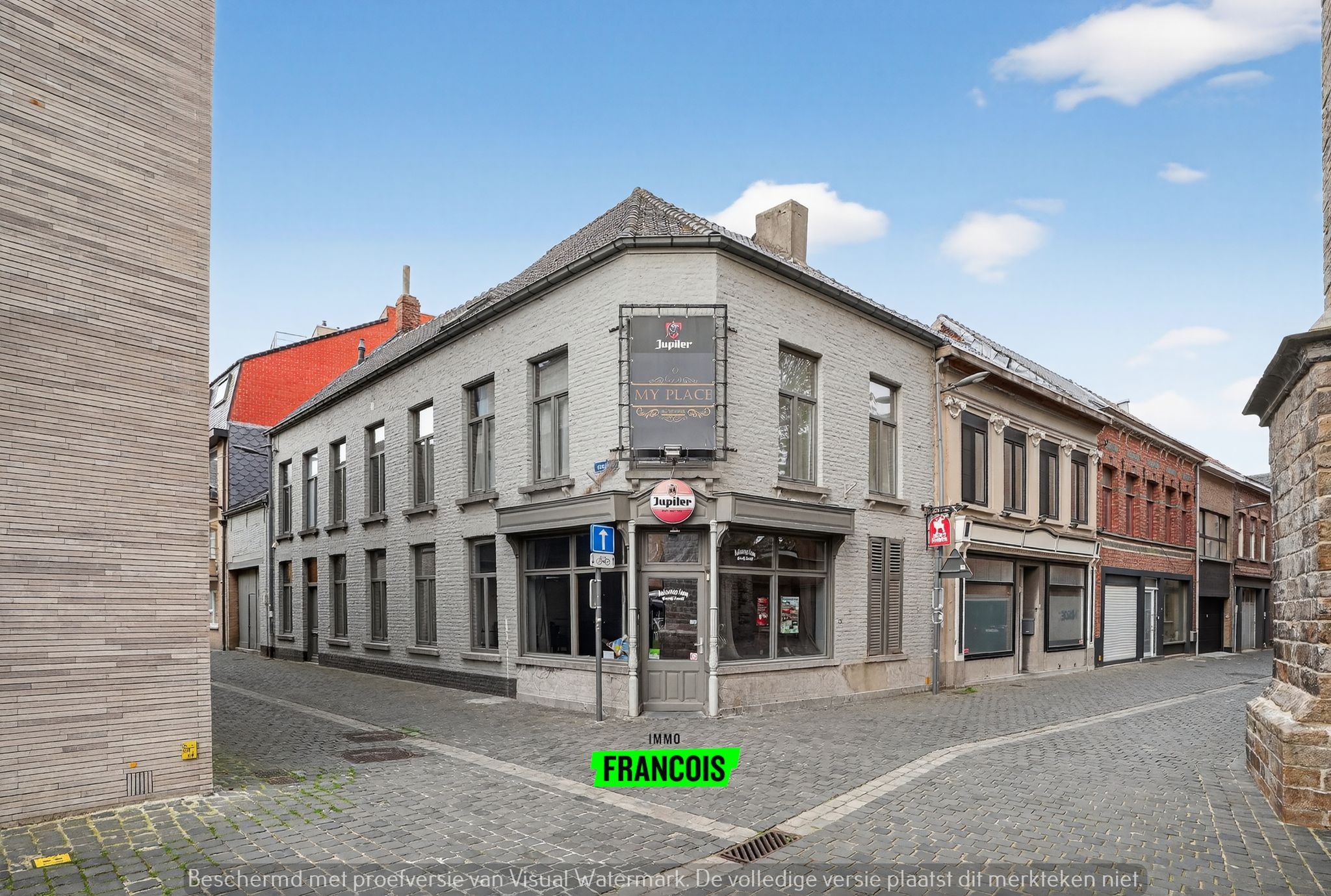 Hoekpand met garage in Poperinge - foto 1