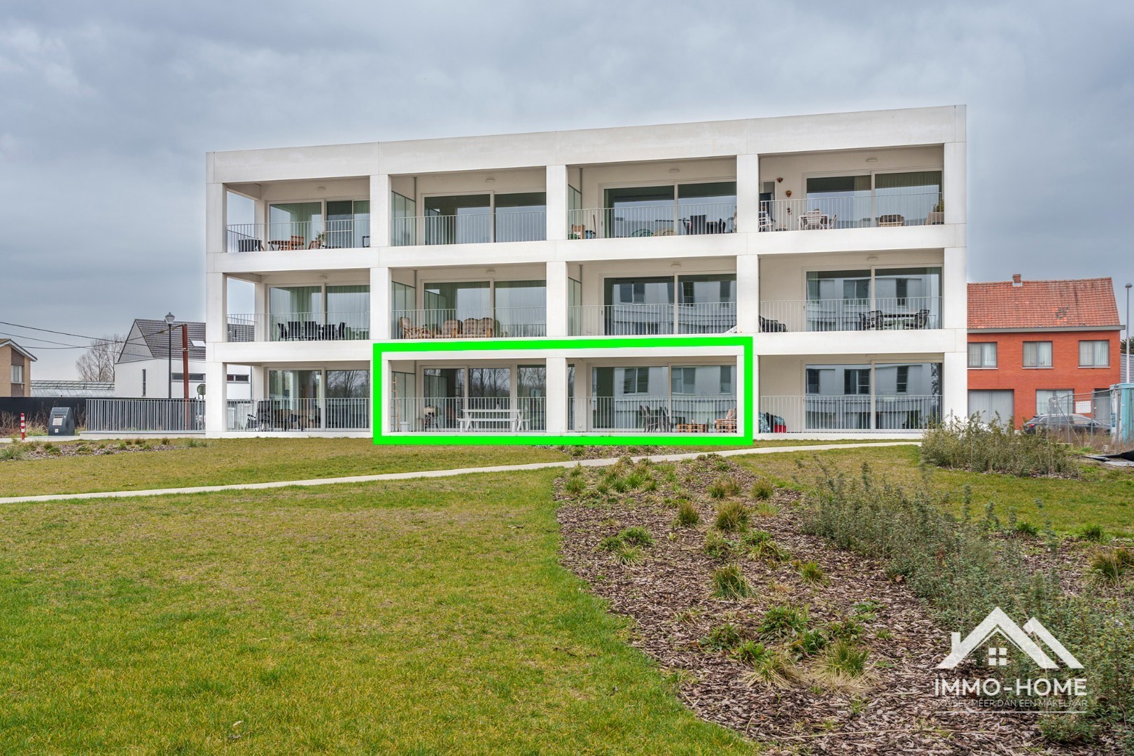 Nieuw Modern Instapklaar Appartement! - foto 1