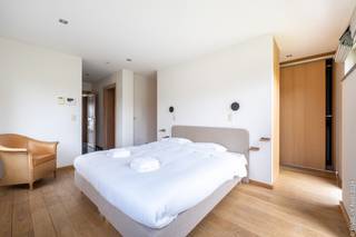 Gelegen in het hart van de Coteaux-wijngaard in Villers-la-Ville maakt deze kamer van 40 m² op het gelijkvloers deel uit van een...