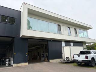 Commercial à vendre à Bilzen-Hoeselt