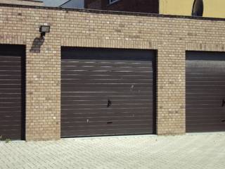 GARAGEBOXGaragebox te huur naast parking Aldi.Manuele poort...