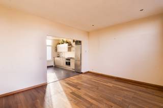 Ben je op zoek naar je eerste eigen appartement of naar een rendabele investering? Dan hoef je niet verder te zoeken!Op de tweede verdieping van een...