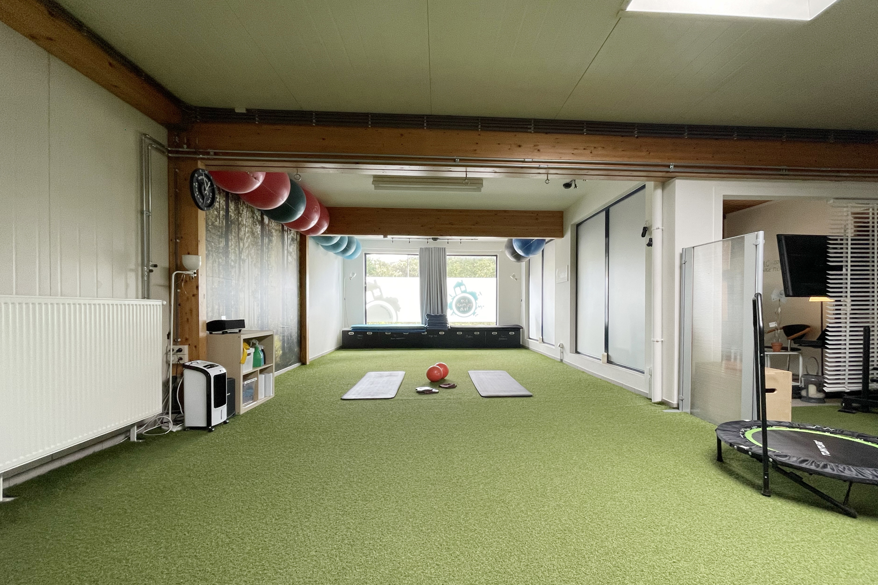 Commercieel gelijkvloers met woonst - foto 5