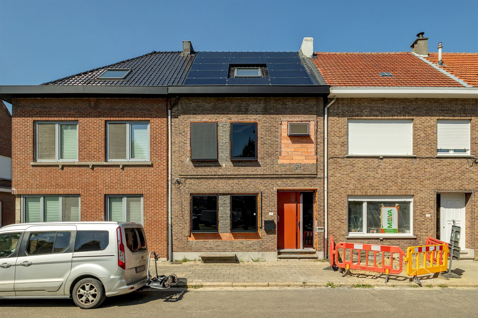 Ruime woning met zonnepanelen, thuisbatterij en tal van mogelijkheden - foto 1