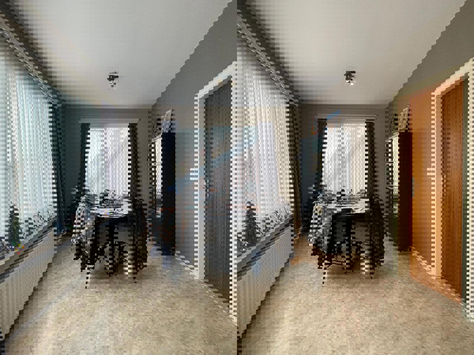 Appartement met 3 slaapkamers en terras  - foto 3