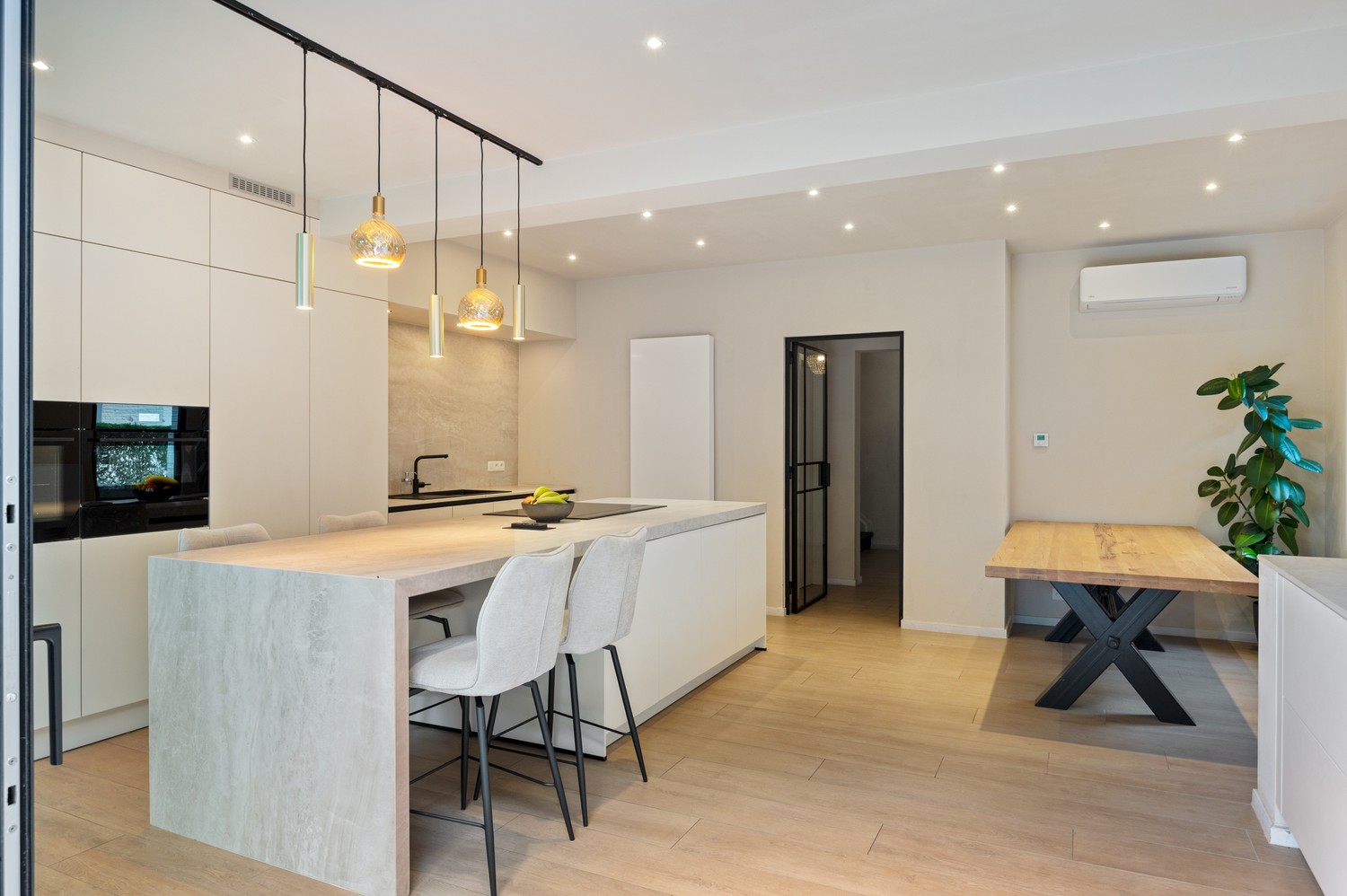 Instapklare woning met 4 slpkrs in hartje Edegem - foto 5