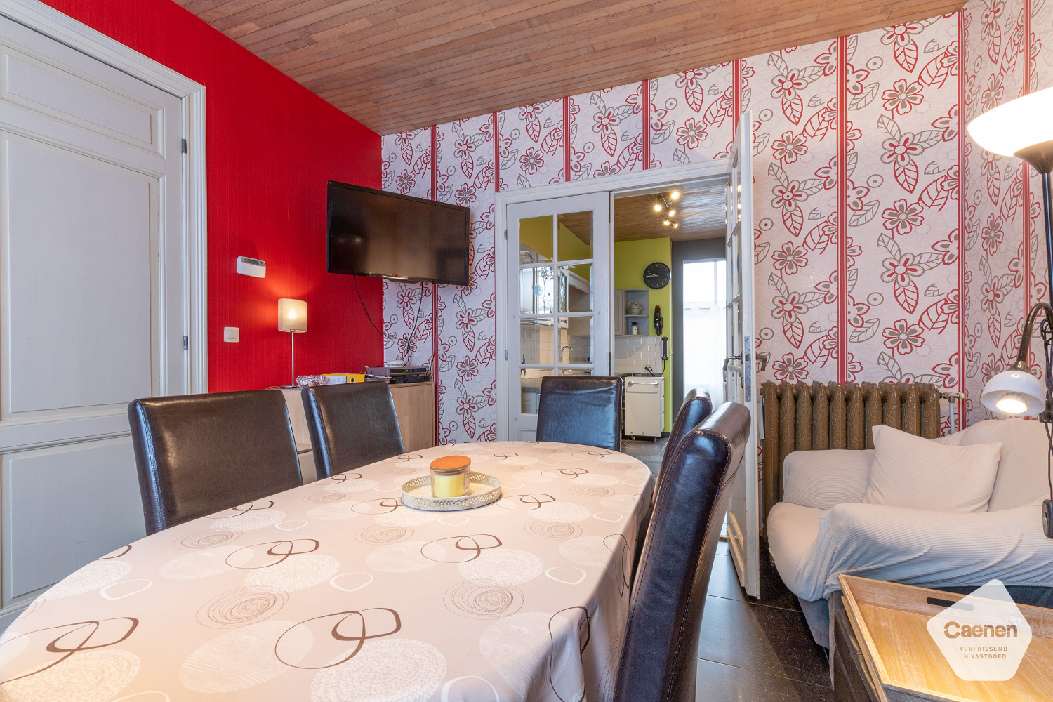 Ruime stadswoning met 3 slaapkamers en gezellige koer - foto 5