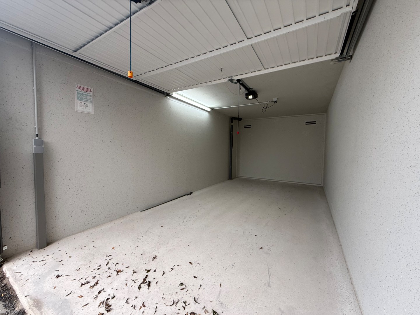 Garagebox vlakbij het station in Tielt! - foto 4