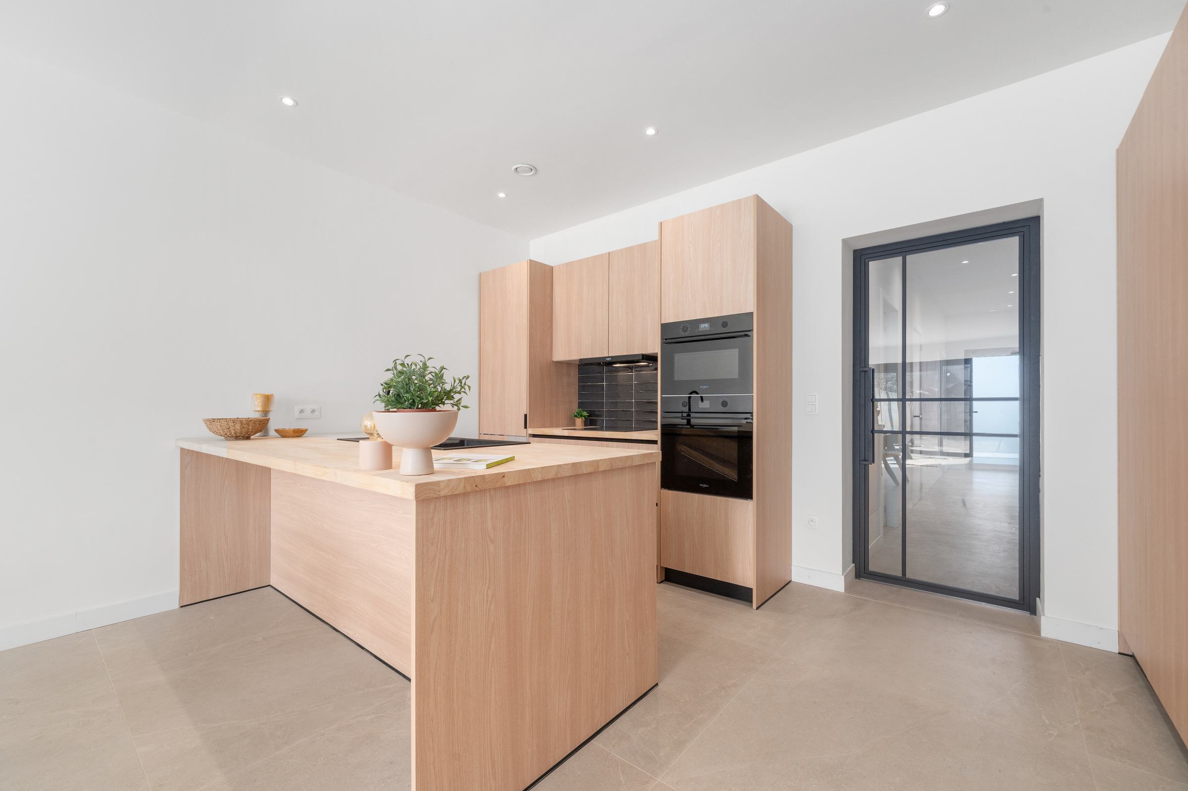 Recent gerenoveerde gezinswoning nabij centrum Zele! - foto 4