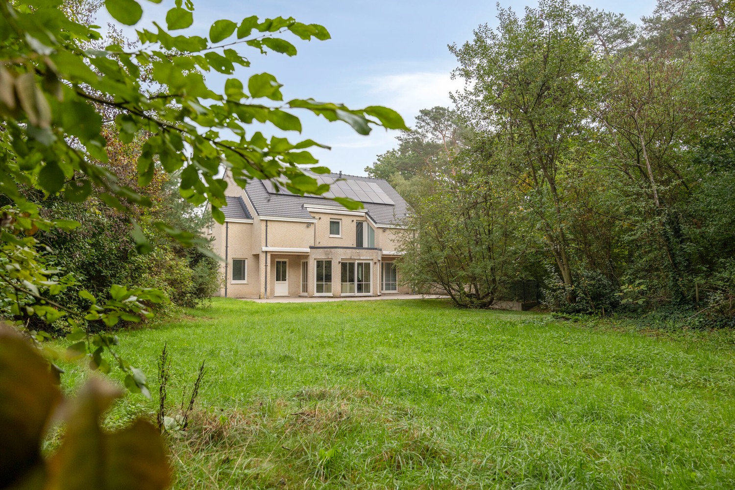 House for sale in Maasmechelen with 4 bedrooms - photo 1