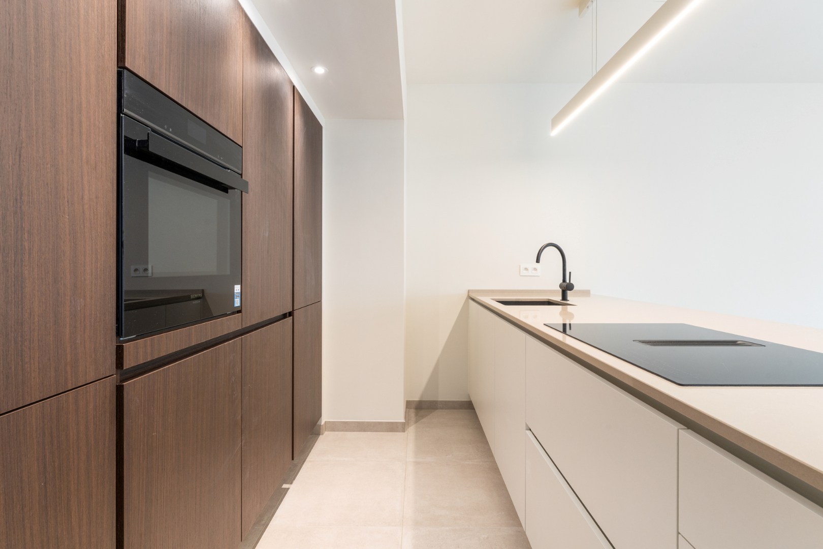 SCHITTEREND VERNIEUWD 2 SLPK APP MET ZIJDELINGS ZICHT OP ZEE - foto 2