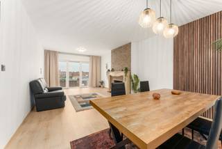 Découvrez cet appartement prêt à emménager situé à Harelbeke, une résidence idéale pour ceux qui recherchent confort, espace et qualité...