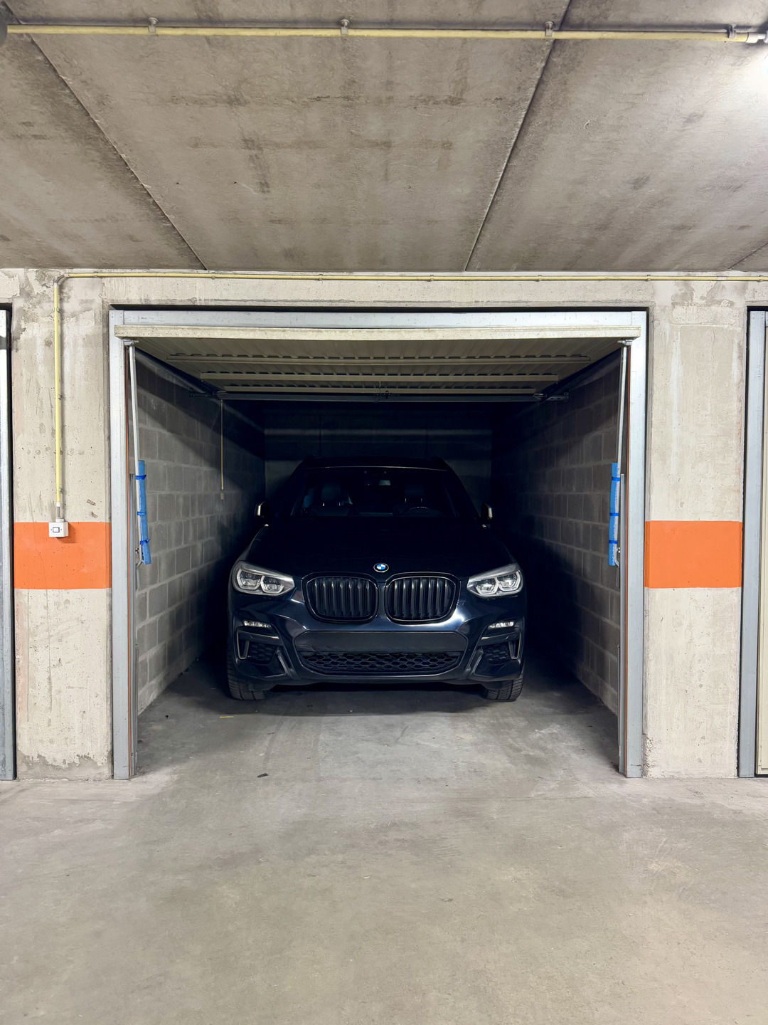 Garagebox te huur, goed gelegen in de Kustlaan nabij de winkels. - foto 2