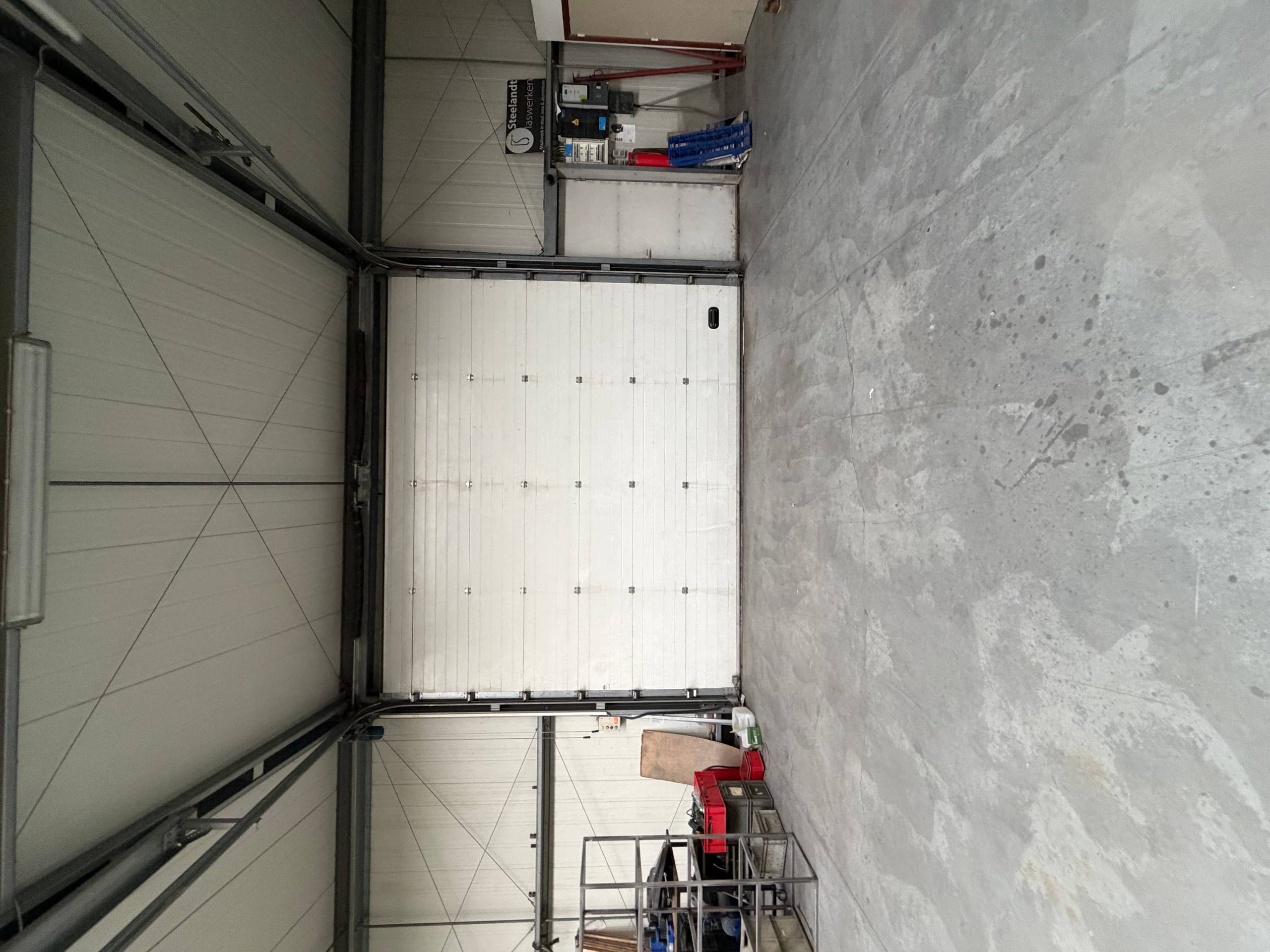 Ruime loods in industriepark te Zwevezele! - foto 3