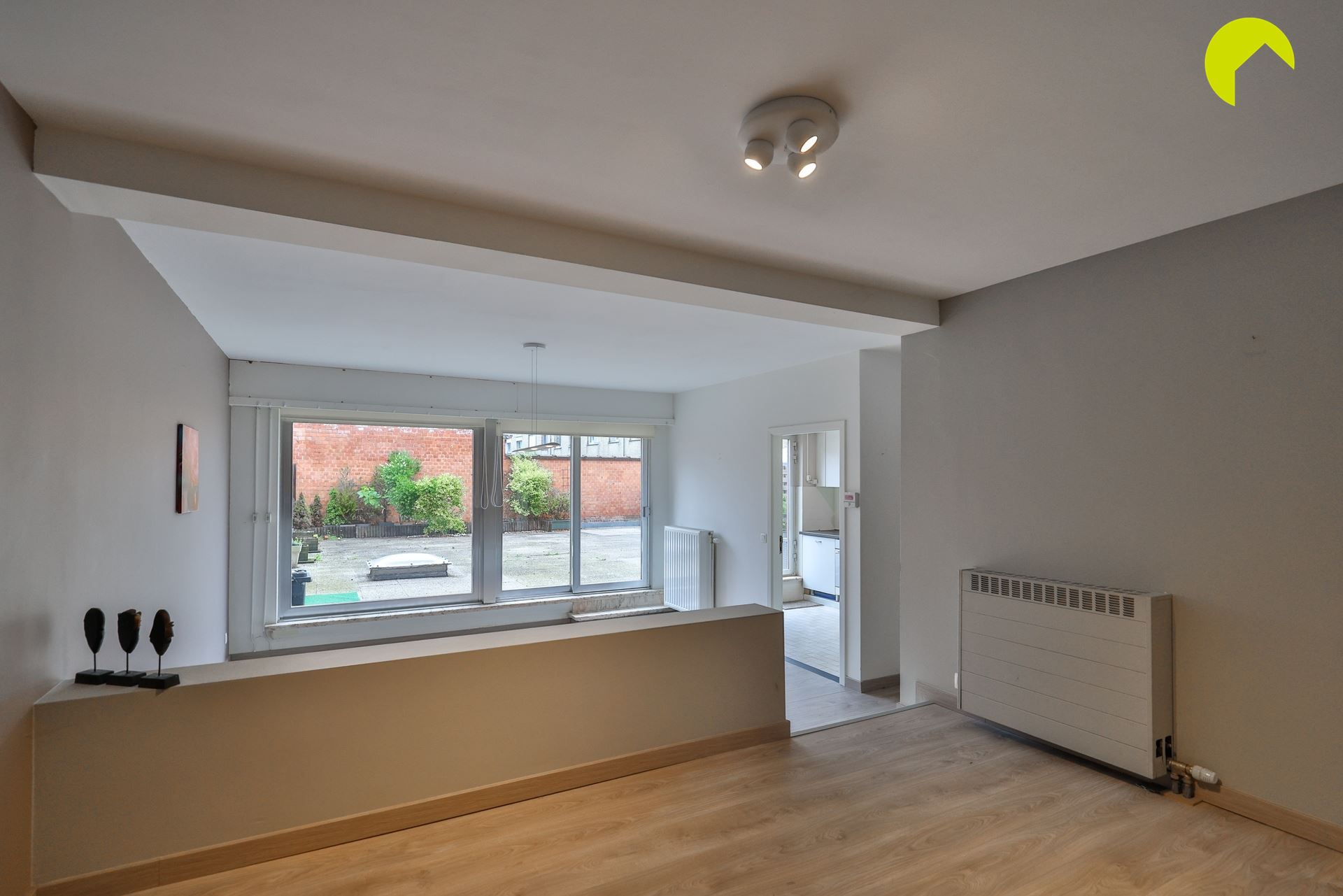 Gelijkvloers appartement (75m²) met 1 slaapkamer, groot terras (100m²) en garagebox - foto 5