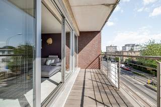 Ruim appartement van 119 m² gelegen op gunstige locatie te Deurne, ter hoogte van de Bisschoppenhoflaan, nabij het Bosuilstadion en Sportpaleis...