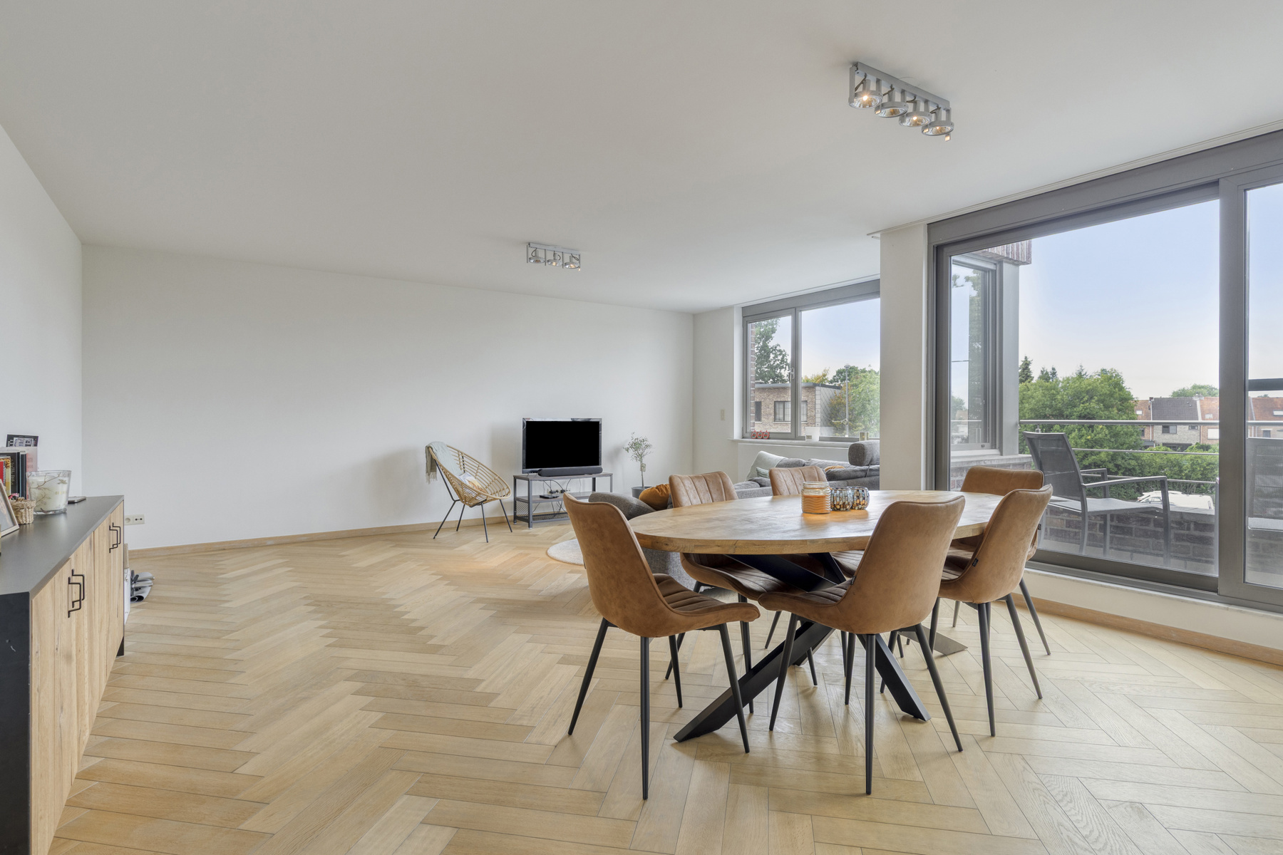 Ruim duplexappartement met 3 slaapkamers in Wommelgem. - foto 4