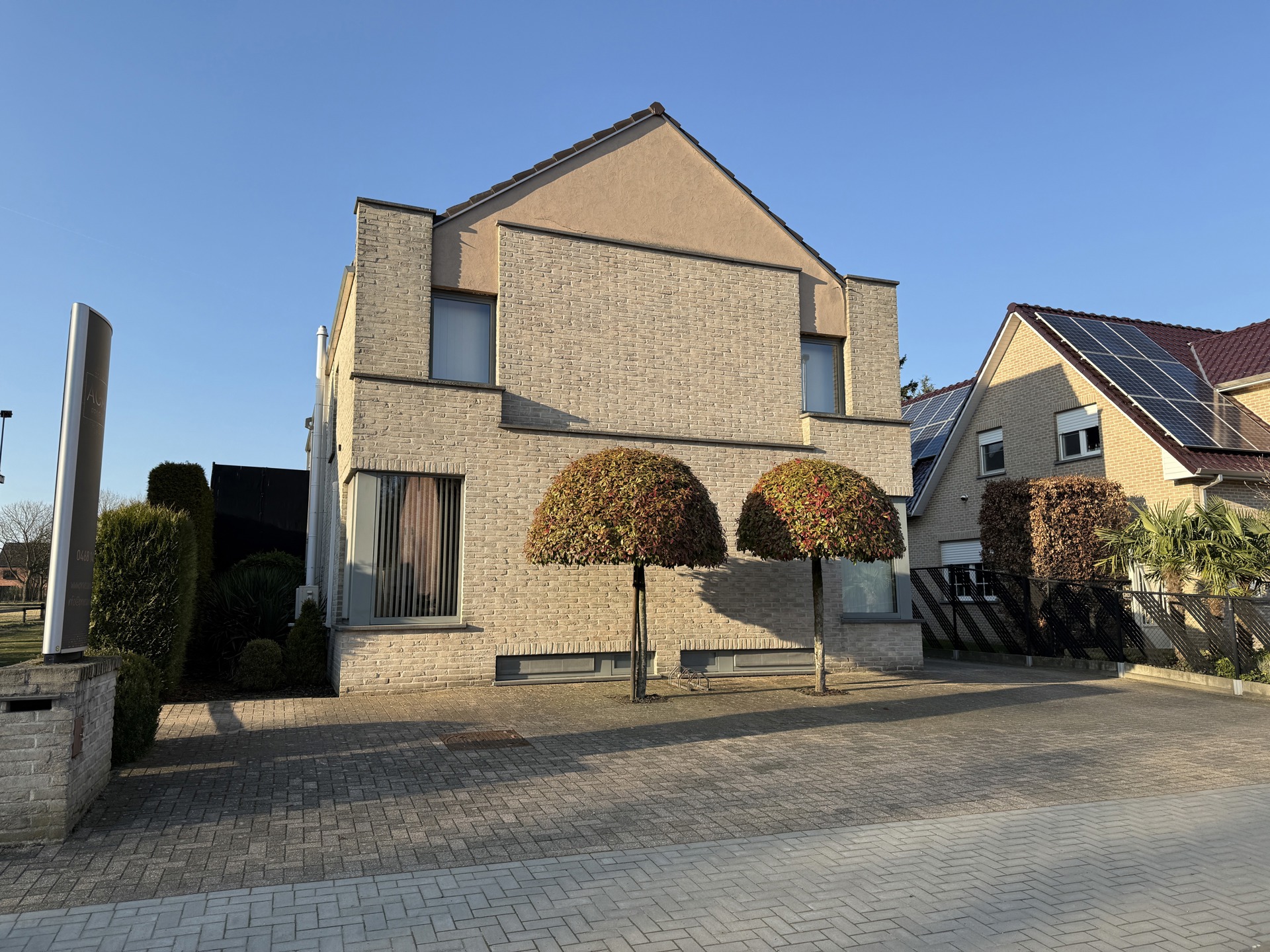 Veelzijdige woning met praktijk in Balen-Hulsen. - foto 3