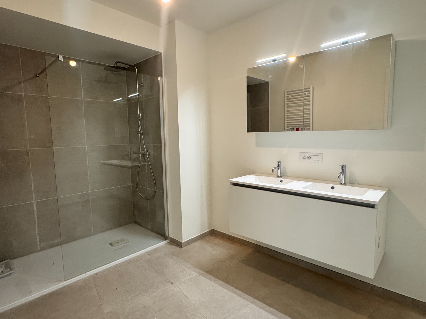 Apartment for sale in Wielsbeke with 3 bedrooms - photo 4