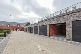 Garage à louer à Izegem