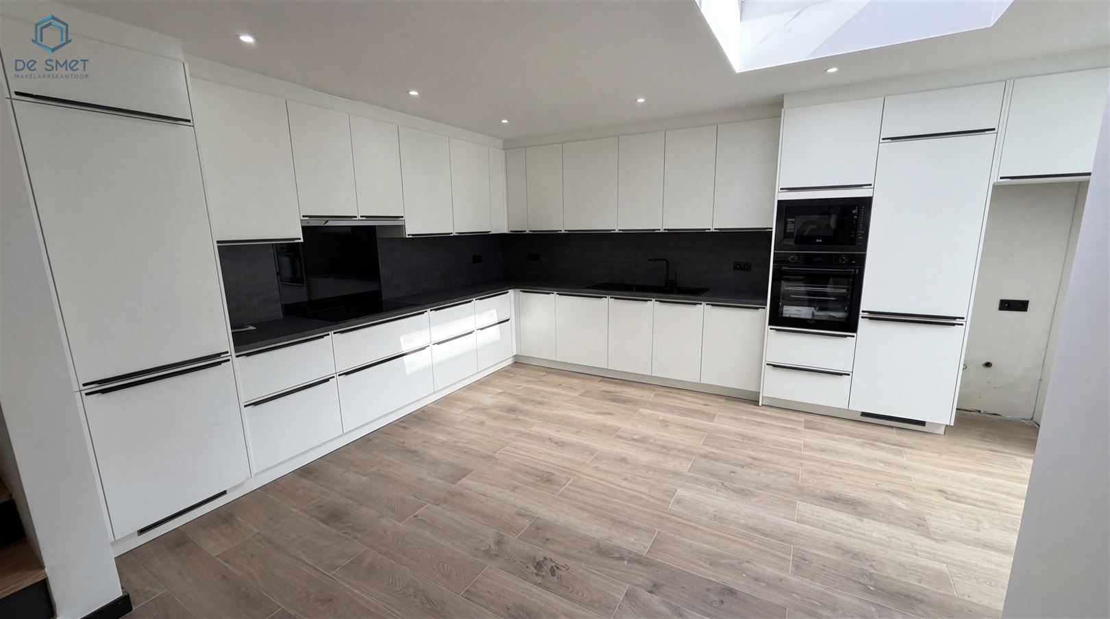 Instapklare, volledig gerenoveerde woning met 3 slaapkamers en 2 terrassen in Geraardsbergen - foto 4