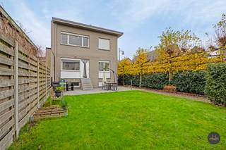 Voor meer info, contacteer Pieter via 016199345 of via pieter.maes@homixx.be.Deze vrijstaande, instapklare woning heeft vele troeven:- Gelegen op...