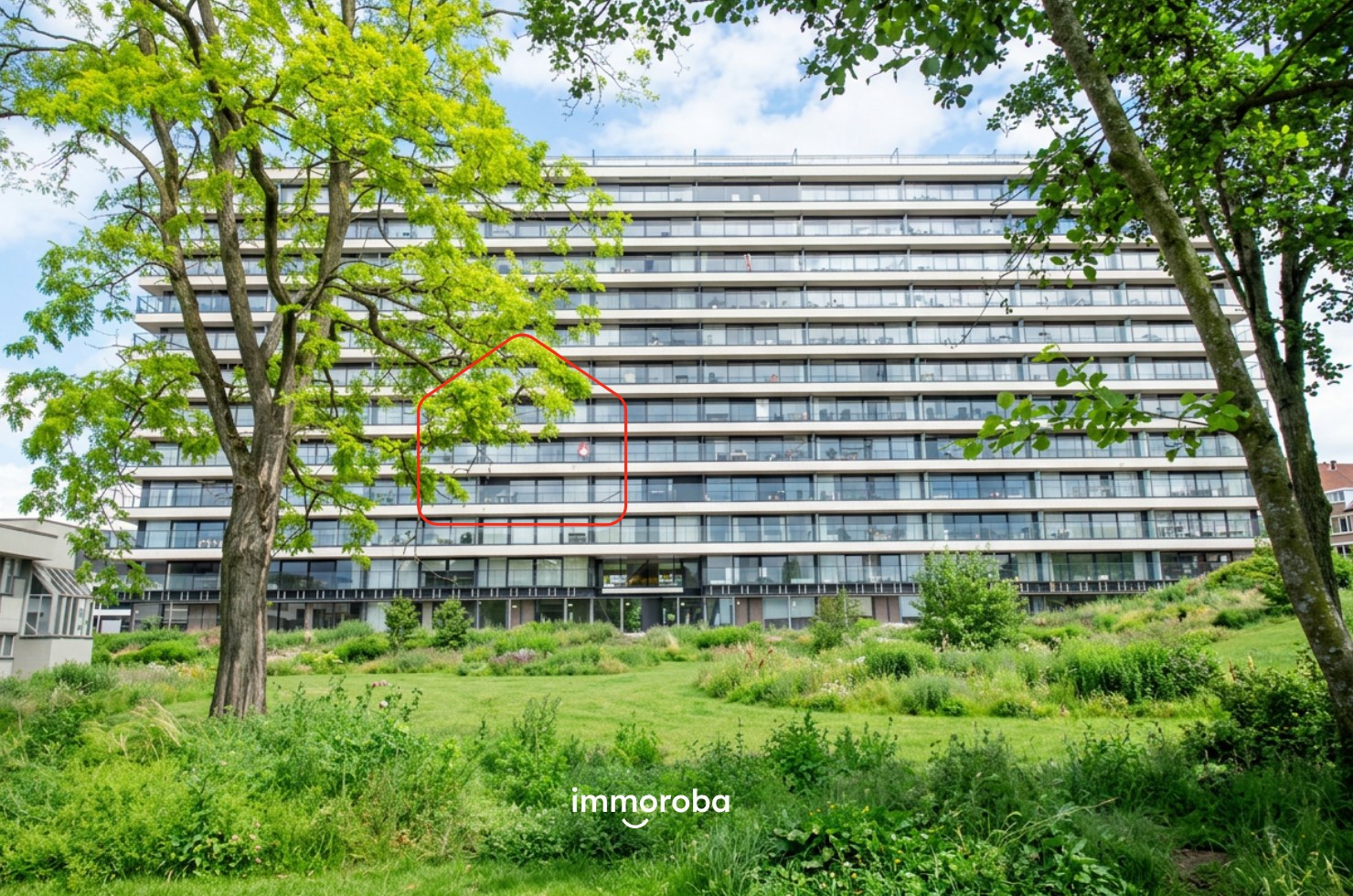 Te koop – Ruim gerenoveerd appartement in Residentie Regenboog. - foto 1