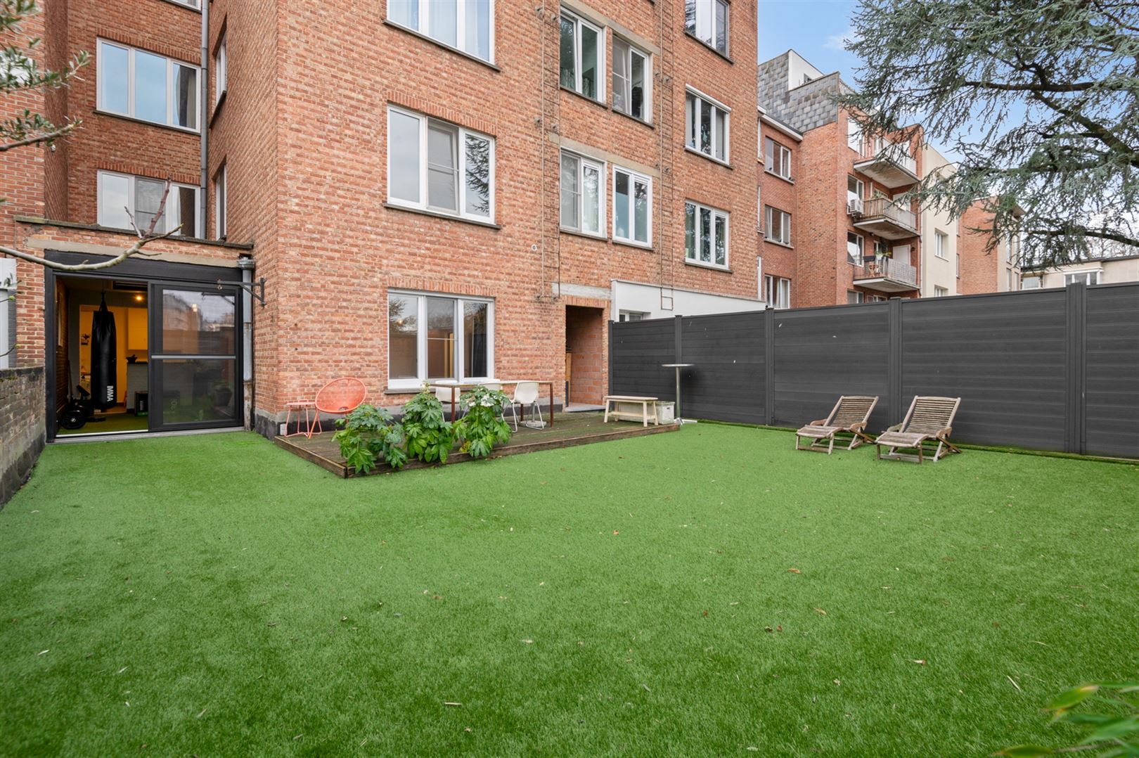 Apartment for sale in Antwerp with 2 bedrooms - photo 2