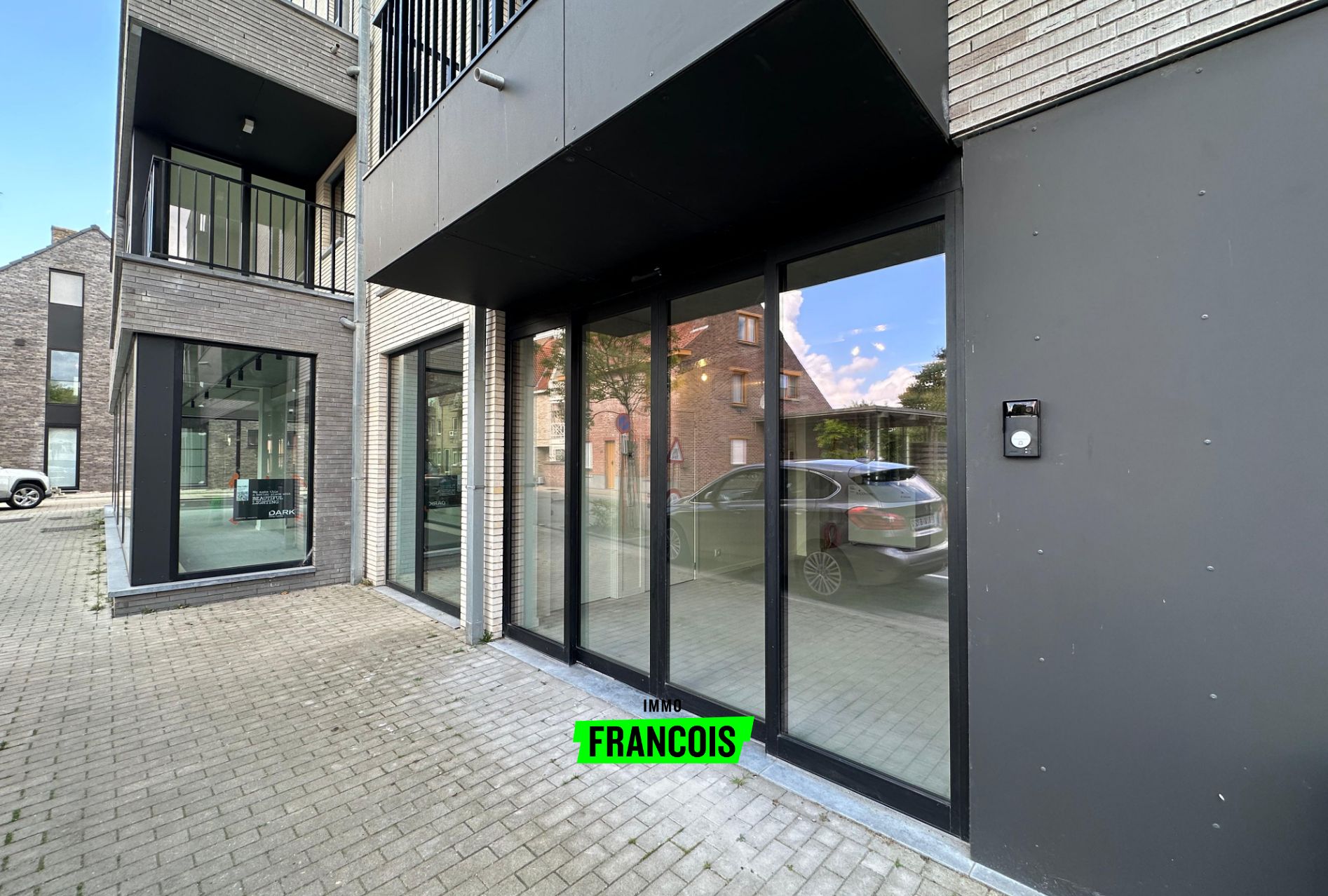 Commercial for rent in Maldegem - photo 2