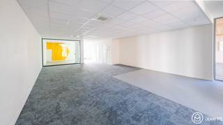 Commercial à vendre à Beringen