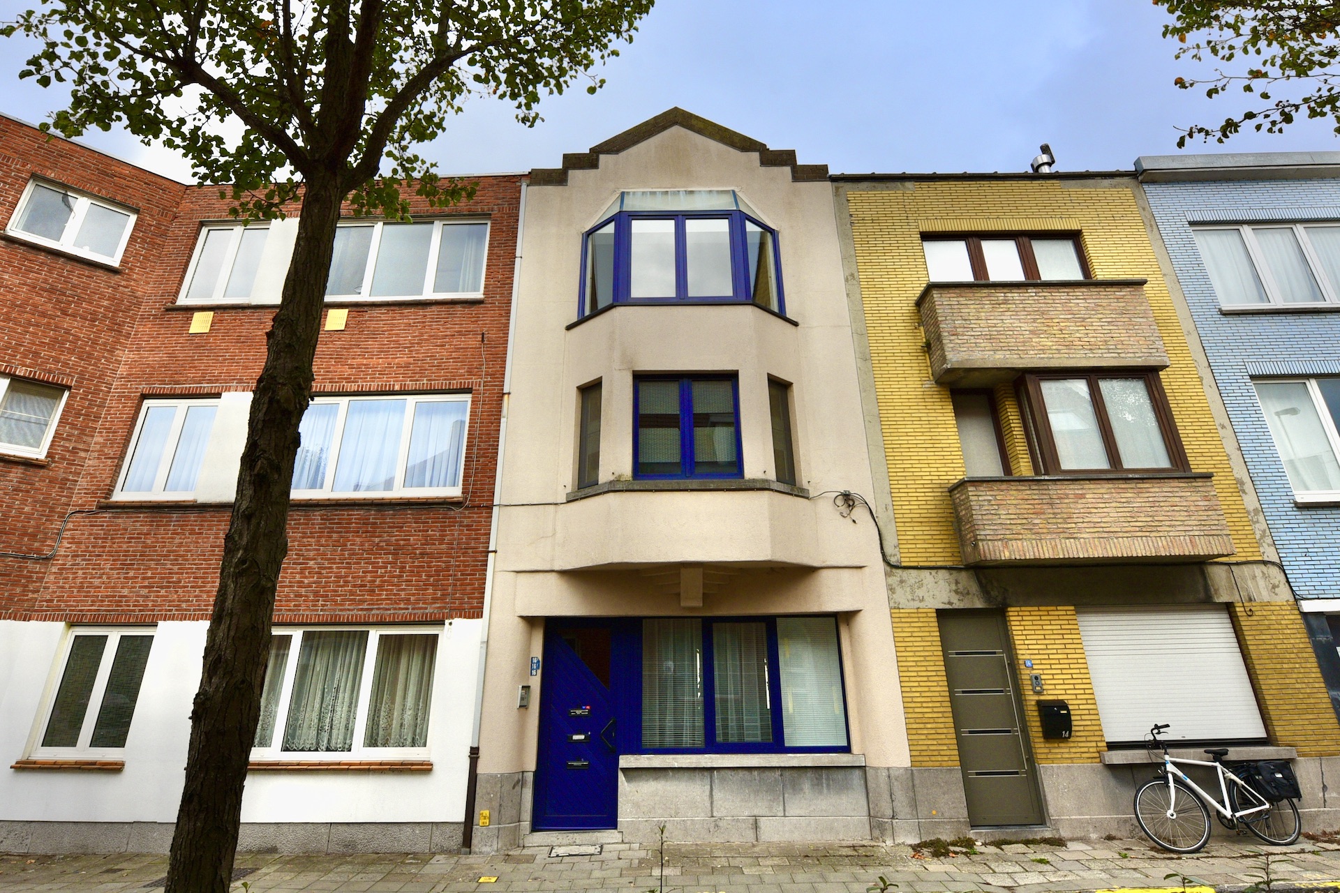 Prachtig gerenoveerd ruim app, centraal gelegen voor 169.000 EUR - foto 1