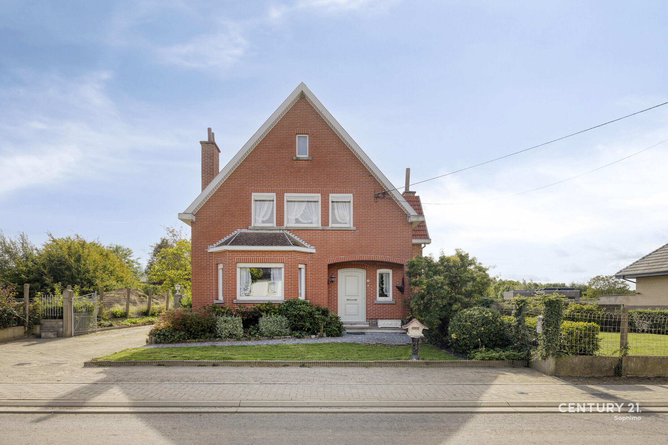 Charmante woning met 3 slaapkamers en veel potentieel - foto 1