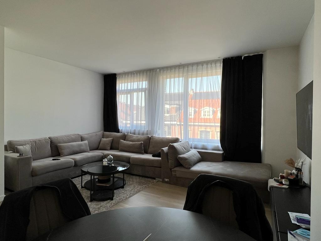 Prachtig, volledig gerenoveerd appartement op toplocatie. - foto 2
