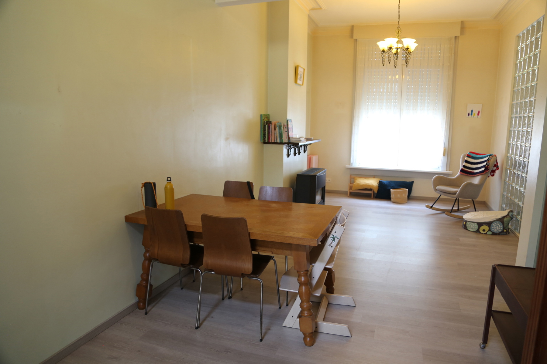 Zeer ruime woning met koer in toffe buurt! - foto 2