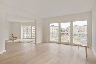 In de Antwerpse Tentoonstellingswijk woon je in een buurt die altijd een tikje koninklijk aanvoelt: brede lanen, statige gevels, alles...