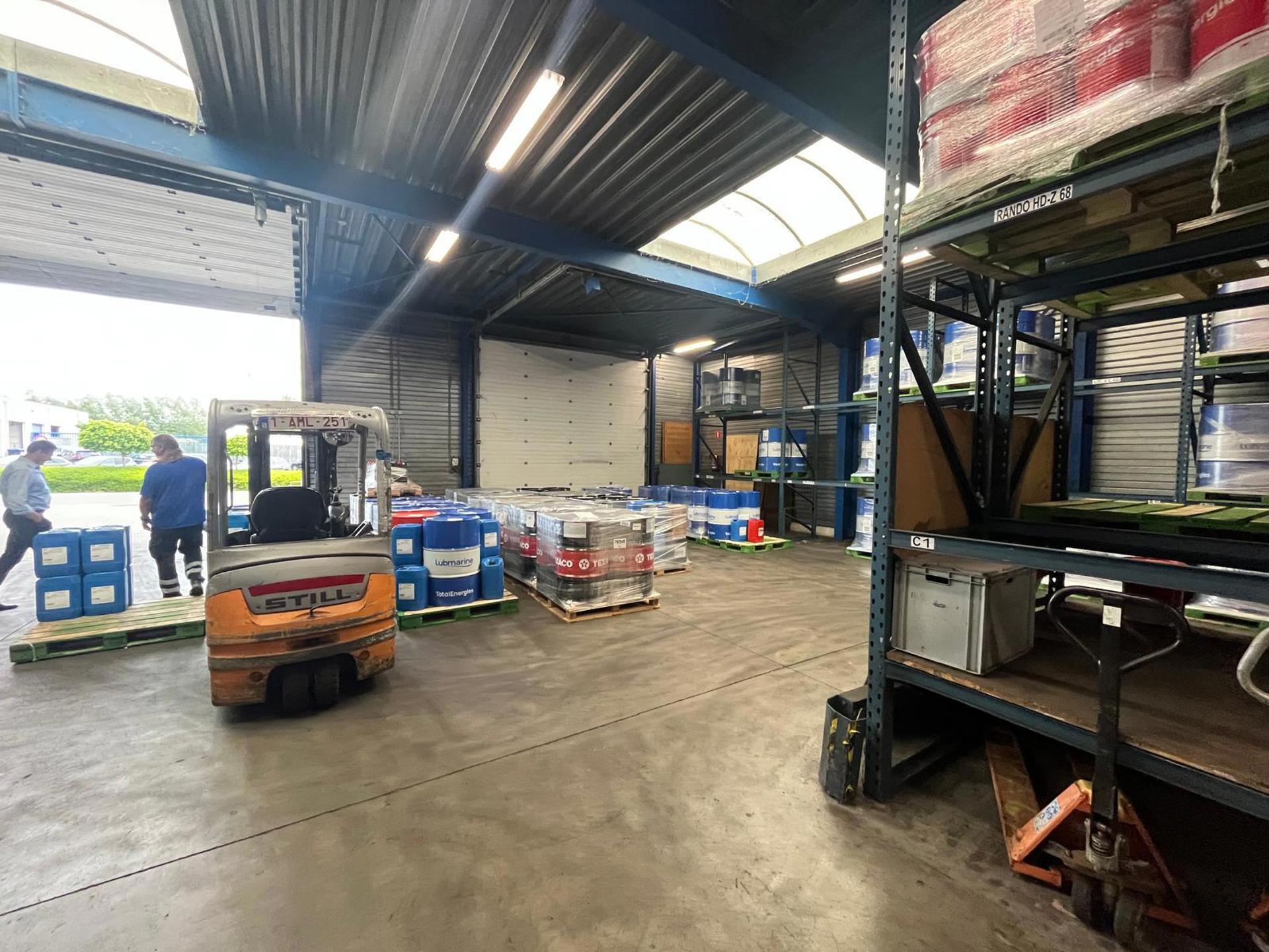 Commercial for rent in Schelle