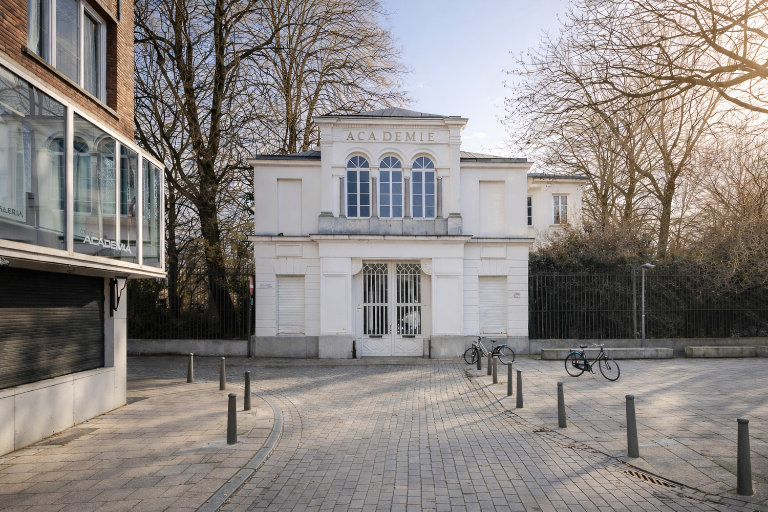 Groen en energiezuinig wonen in alle rust in hartje Antwerpen aan de befaamde Academie - photo 1