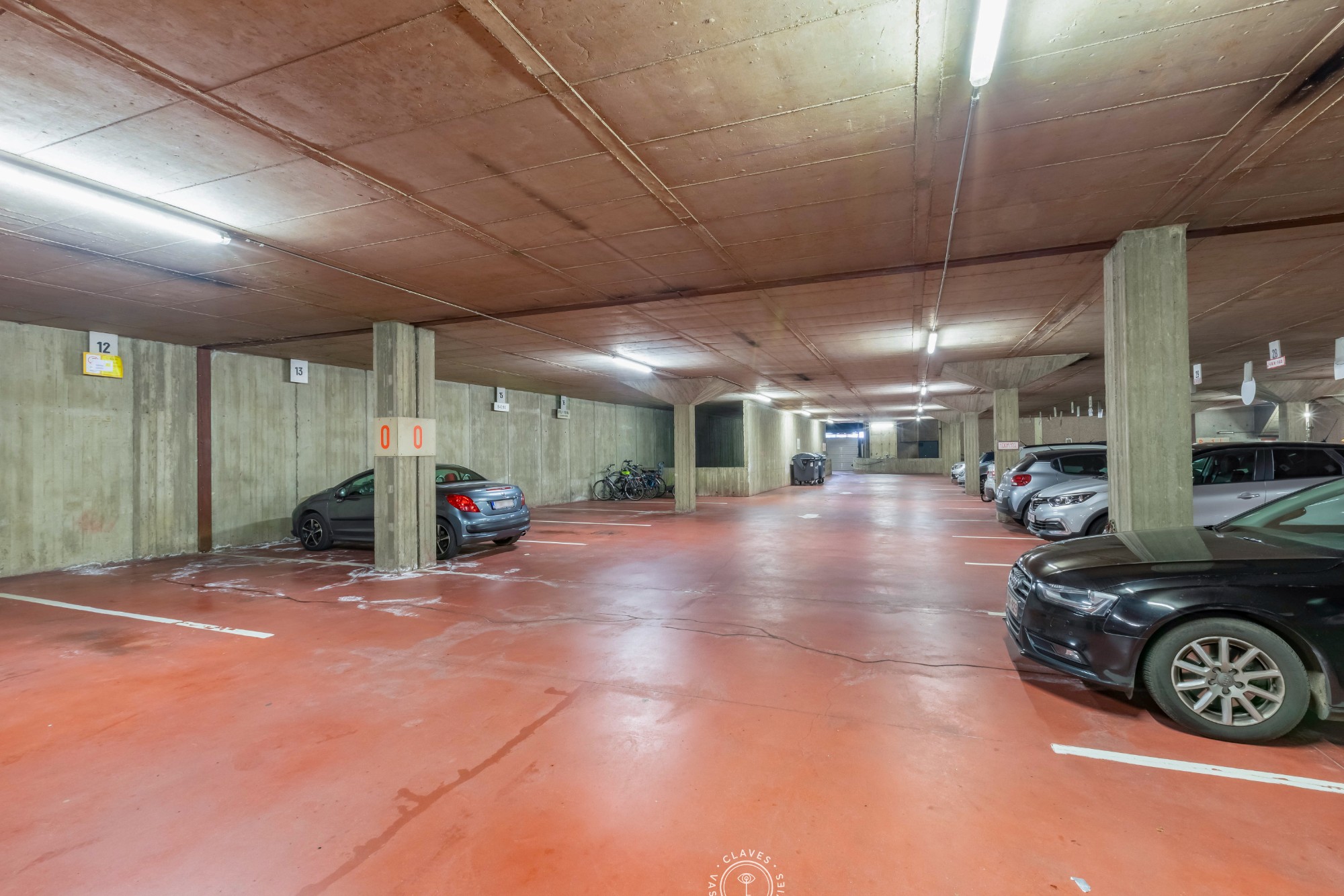 Garage for sale in Sint-Niklaas - photo 3