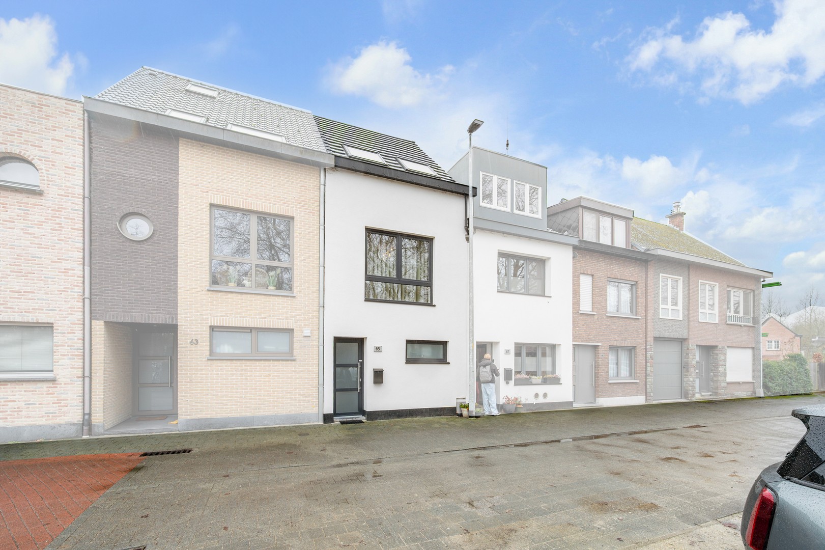 Compleet gerenoveerde woning met 2 terrassen op toplocatie! - foto 1